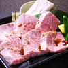 玄海南 - 料理写真:King of 焼肉の特選バラ(カルビ)。その霜降りをわずか3秒炙りでご堪能下さい。