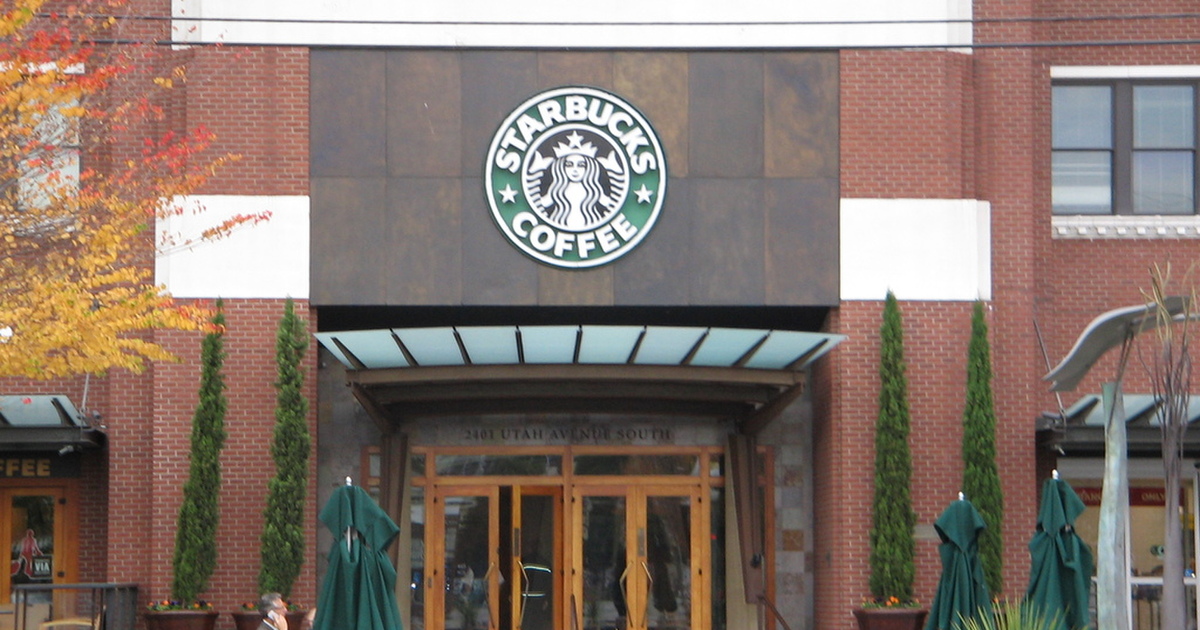 スターバックス ロゴは緑だけじゃないんです 食べログまとめ