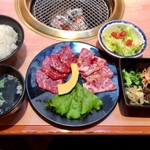 宇都宮のおすすめ肉ランチ8選！焼肉・とんかつ・ステーキも