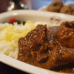 【神保町】食べログで人気のカレーランチ8選