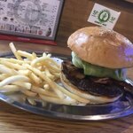横須賀といえば外せない！おすすめのハンバーガー店10選