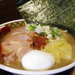 歌舞伎町の夜はラーメンで締める！おすすめラーメン店6選