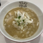 福岡空港で絶品ラーメンを！ラーメン滑走路の人気店3選