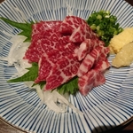 新橋駅周辺で味わう馬刺し10選！エリア別のおすすめ店