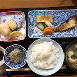 飯田橋駅周辺でグルメなランチ！ジャンル別おすすめ店19選