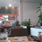 男性お一人様でも気軽に入れる女子向きなカフェ