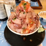 小田原で美味しい海鮮丼に舌鼓！行列必至の有名店など15選