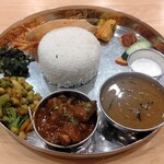 【あべの・天王寺】体に優しいダルバート【ネパール定食】