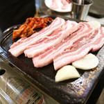 【池袋】サムギョプサルが美味しい韓国料理店9選！駅出口別に紹介