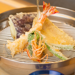 1万円前後で食べられる本格的な江戸前天ぷら5選