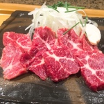 銀座で味わう至福の馬刺し15選！馬肉専門店や気軽に行ける居酒屋も