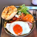 【富山】坂下町のちいさな商店街 「サカサカ」