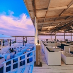 鎌倉由比ガ浜で人気のビーチハウス＆海の家 BBQや飲み放題の楽しめるお店