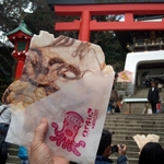 【江の島】話題の食べ歩きグルメ29選！海鮮料理からスイーツまで