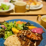 横浜駅周辺のおしゃれなカフェでランチ！デートから女子会まで10選