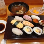 北新地駅周辺で寿司ランチ！リーズナブルなお店から高級店まで29選