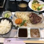 吉祥寺駅周辺で肉ランチ！ステーキが食べられるお店予算別5選