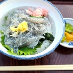 神奈川県内で味わいたい名物グルメ15選！肉・魚・麺料理など