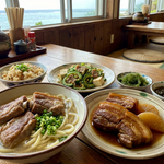 沖縄那覇の国際通り近辺、本格あぐー豚しゃぶしゃぶなどが楽しめるおしゃれな雰囲気のお店