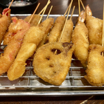 大阪市で串カツを楽しむ！予算・時間帯別の人気店30選