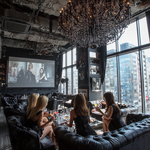 新橋 貸切 100名｜大規模パーティー対応の人気貸切会場