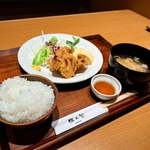 【大阪・梅田】税込1,000円以下のランチ特集♪