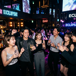 新宿で人気のミュージックバー貸切特集｜DJ・生演奏・パーティー対応店を厳選