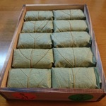 奈良県の郷土料理「柿の葉すし」の店