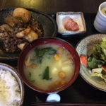 神田神保町で呑んべいのランチ