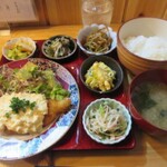 その１，壱弐参横丁（いろは横丁）、文化横丁でランチ