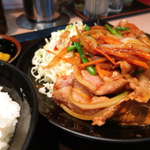ランチでお腹いっぱいに