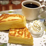 新宿でゆっくり寛げるカフェ選 オアシス的な穴場を紹介 食べログまとめ