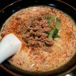 辛いラーメンをいくつか・・。