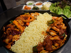 とんちゃん イケメン通り店