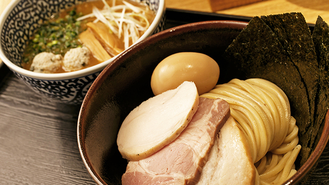 https://tblg.k-img.com/resize/640x360c/restaurant/images/Rvw/107632/107632307.jpg?api=v2&token=3d604f0