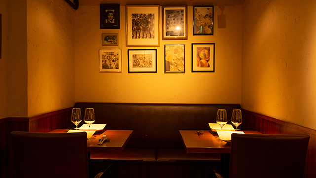 BOTTEGA image 4 - Full view