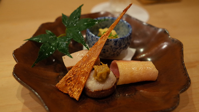 Jingumae Higuchi image 4 - Full view