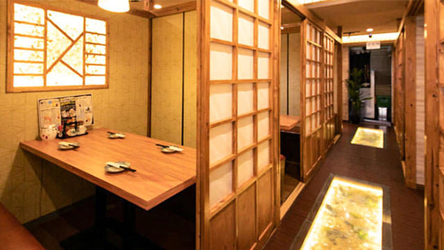 全席個室居酒屋 国産和牛肉寿司と海鮮 とろけ酒場 赤羽店 旧店名 全席個室居酒屋 海鮮と肉寿司と地鶏料理 鳴海屋 赤羽 居酒屋 ネット予約可 食べログ
