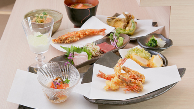 北海道産天然ハリギリ。1200g。美味。天麩羅最高。 車海老専科 天麩羅 手一束 （クルマエビセンカ テンプラ テイッソク