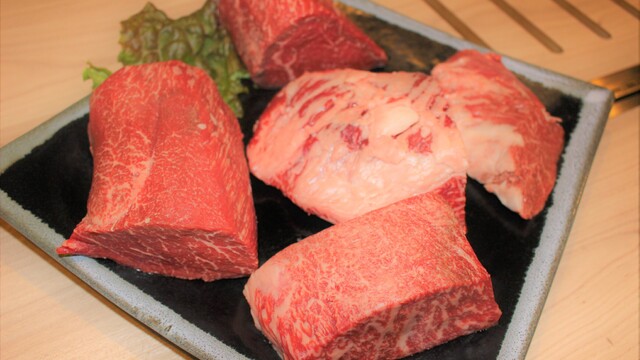 焼肉 メイゲツ 焼肉 Meigetsu 近鉄四日市 焼肉 ネット予約可 食べログ