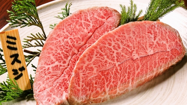 ホルモンでですけ 銀座 焼肉 食べログ