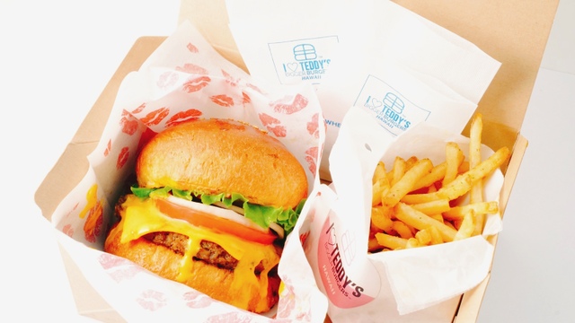 テディーズ ビガー バーガー 原宿表参道店 Teddy S Bigger Burgers 明治神宮前 ハンバーガー 食べログ