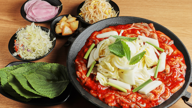 ちょくみんページです❤️ ホンスチュクミ 新宿本店のご予約 - 新大久保/韓国料理 | 食べログ