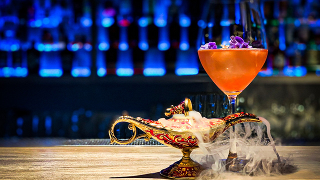 COLORSOL QUALIA （カラソル クオリア）のご予約 - 池袋/ダイニング