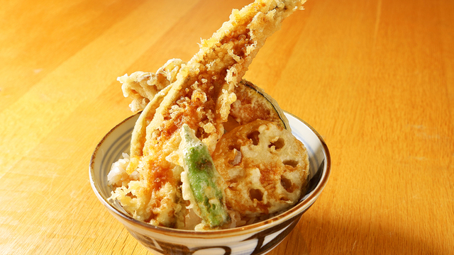 Tem Maru （てんまる） - Nijubashimae/Tempura | Tabelog