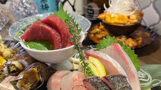 大衆酒場 サカラバ>