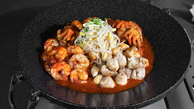 韓国食彩にっこりマッコリ　高田馬場店>
