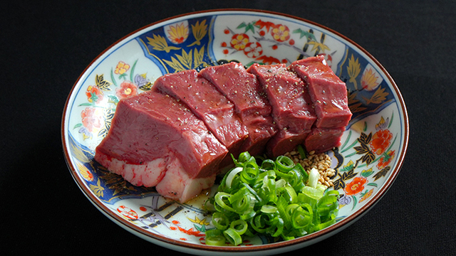 焼肉 肉のヤマ牛 TXアベニュー八潮 切りたて＆炭火焼きのこだわり