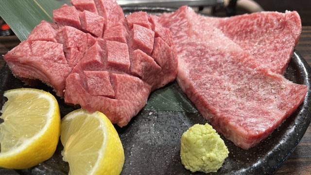 焼肉男マンモス>