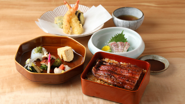 うなや うなぎ専門店、うなぎ徳 浜名湖産うなぎ（東京、浜松、京都、博多)